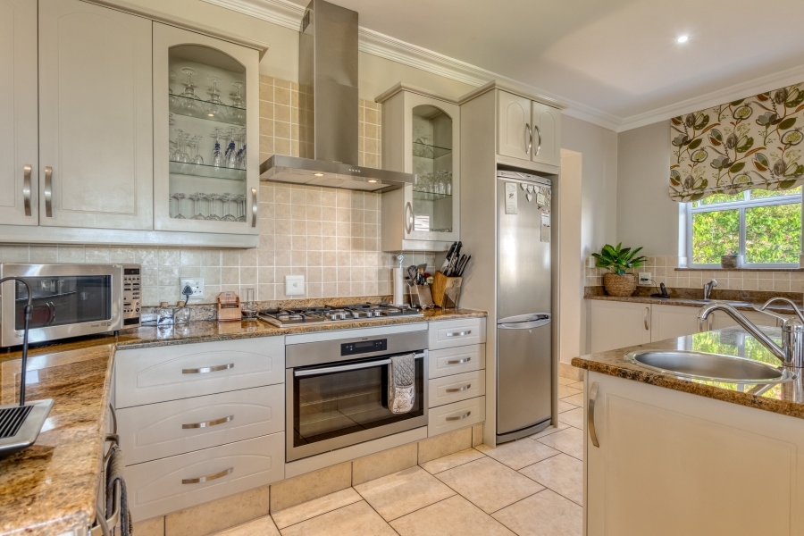 To Let 3 Bedroom Property for Rent in Helena Heights Western Cape